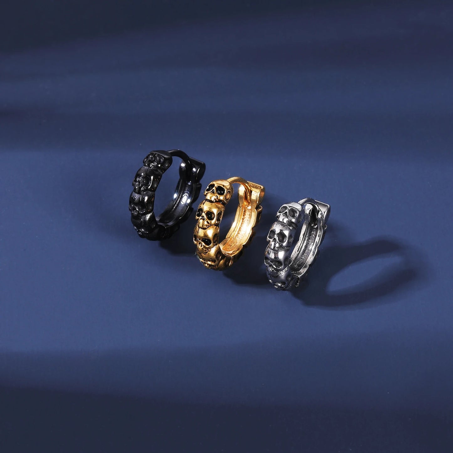 ✨ Punk Skull Hoop Earrings – Unisex Stainless Steel 🖤